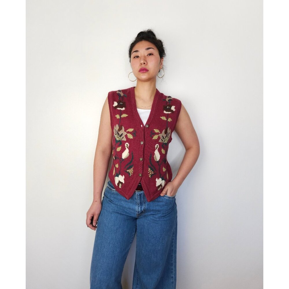 Vintage wool embroidered V neck button down knit sweater vest women M
